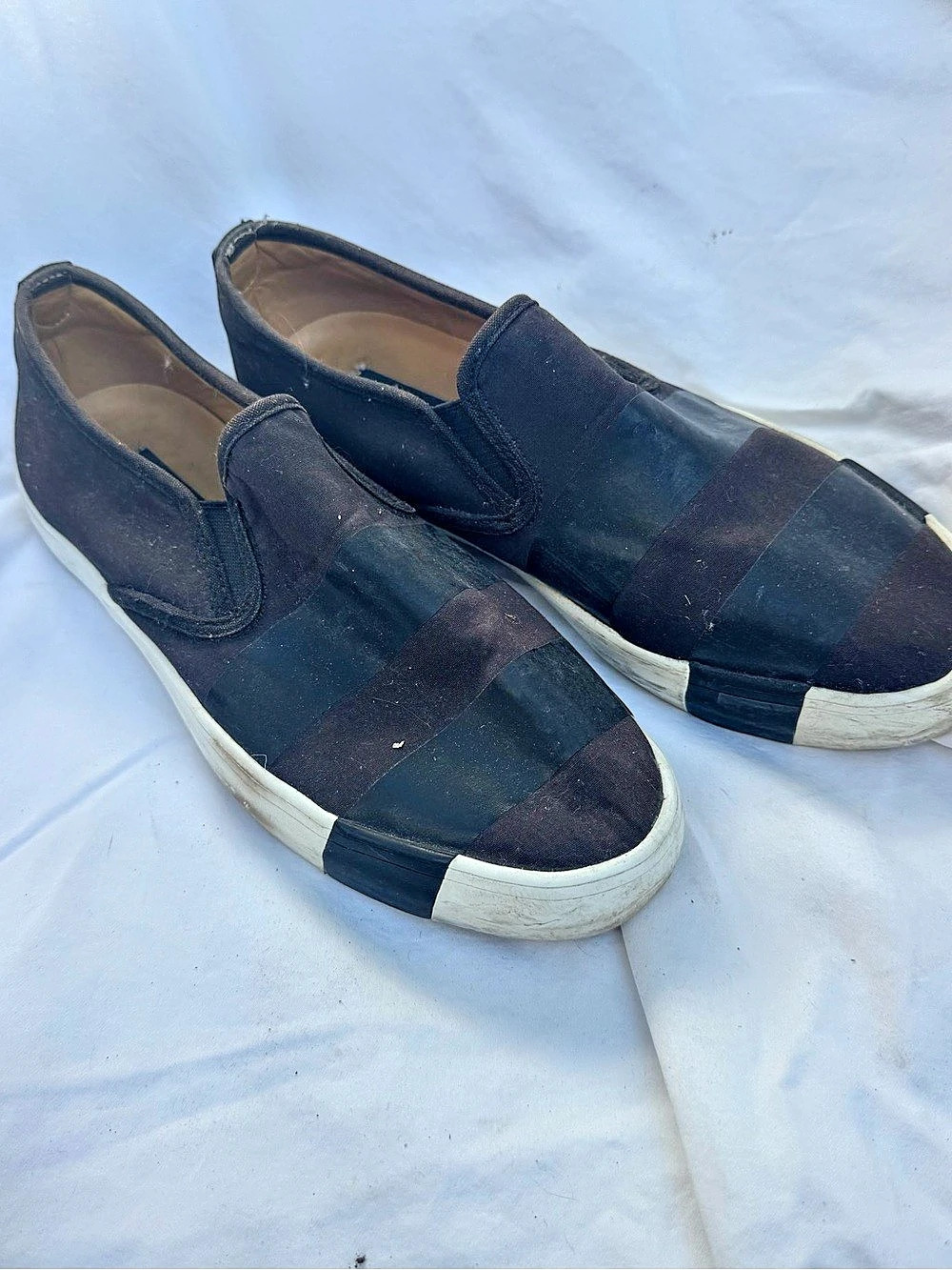 Angela Scott Women's Color Block Slip-On Sneakers